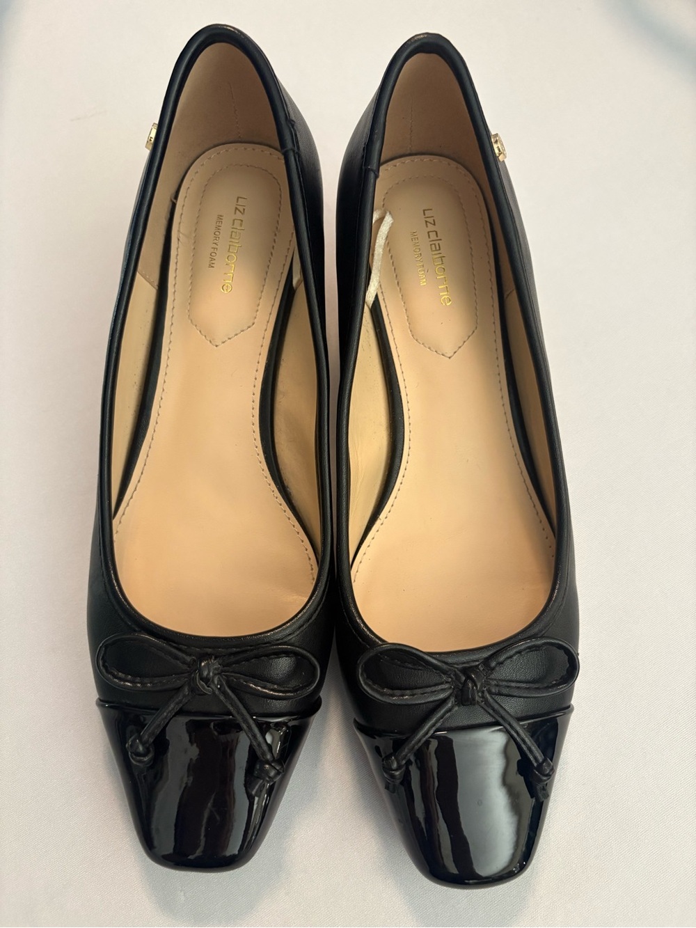 Liz Claiborne Black Patent Toe Bow Ballet Flats